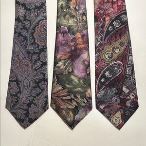 Johnny Carson vintage Elegant Paisley and Floral Ties Set of 3. Good condition.